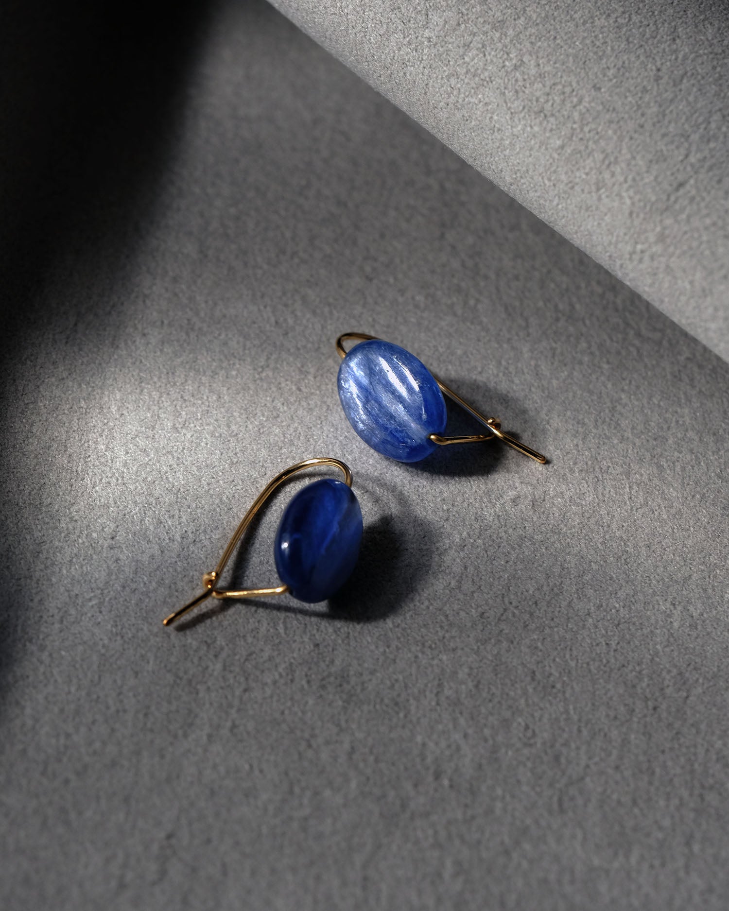 Bonbon Earrings (Kyanite)