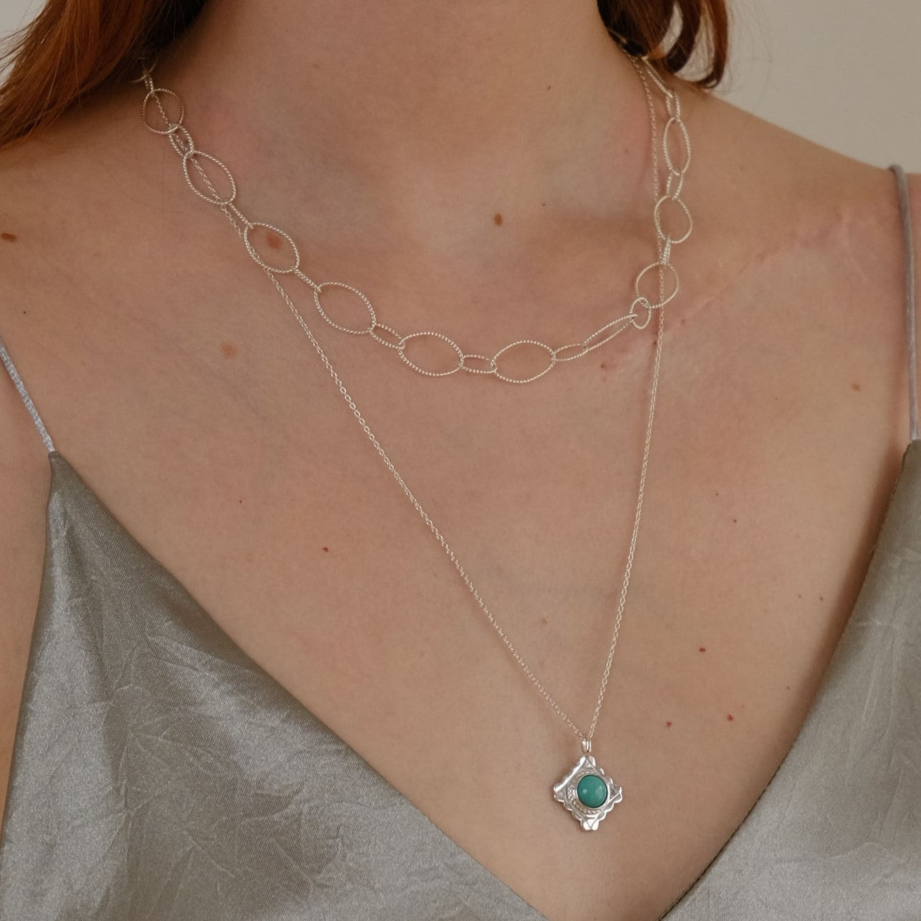 Silver Scalloped Trim Necklace (Turquoise)