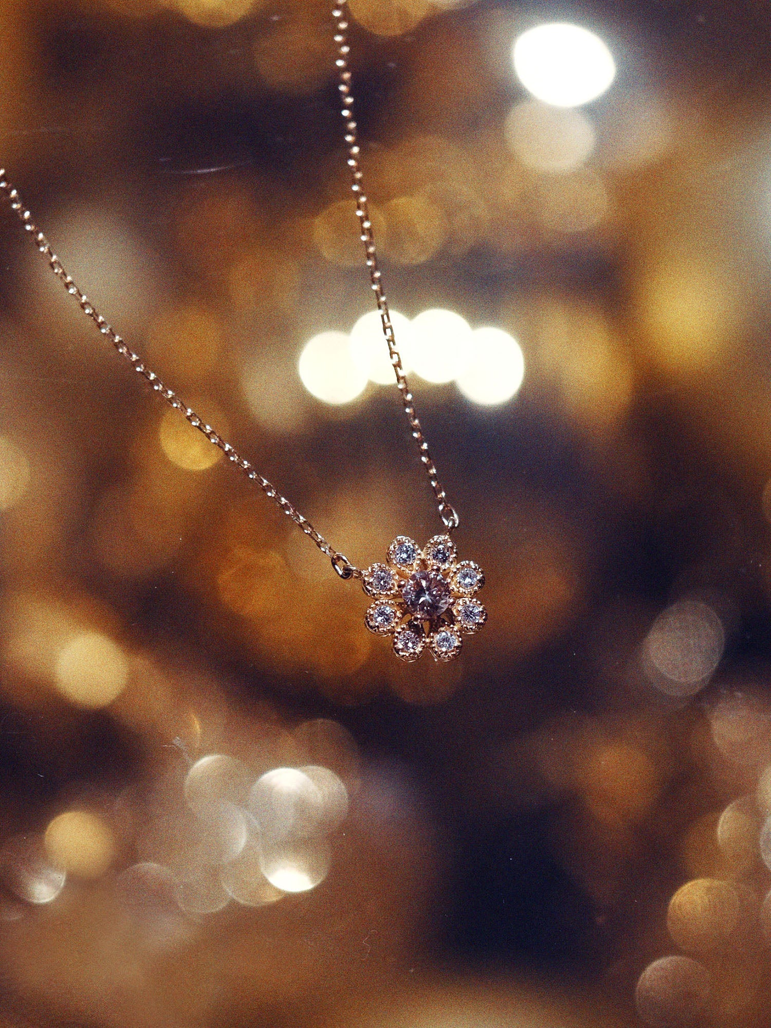 18K Gold Daisy Necklace (Brown Diamond)