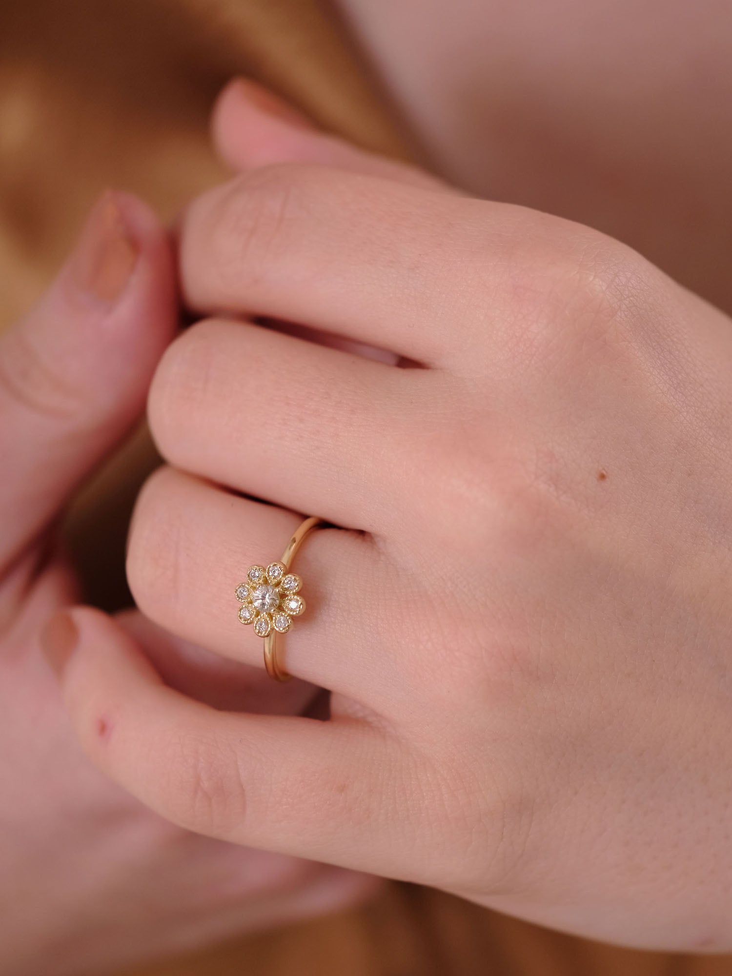 18K Gold Daisy Ring (Brown Diamond)