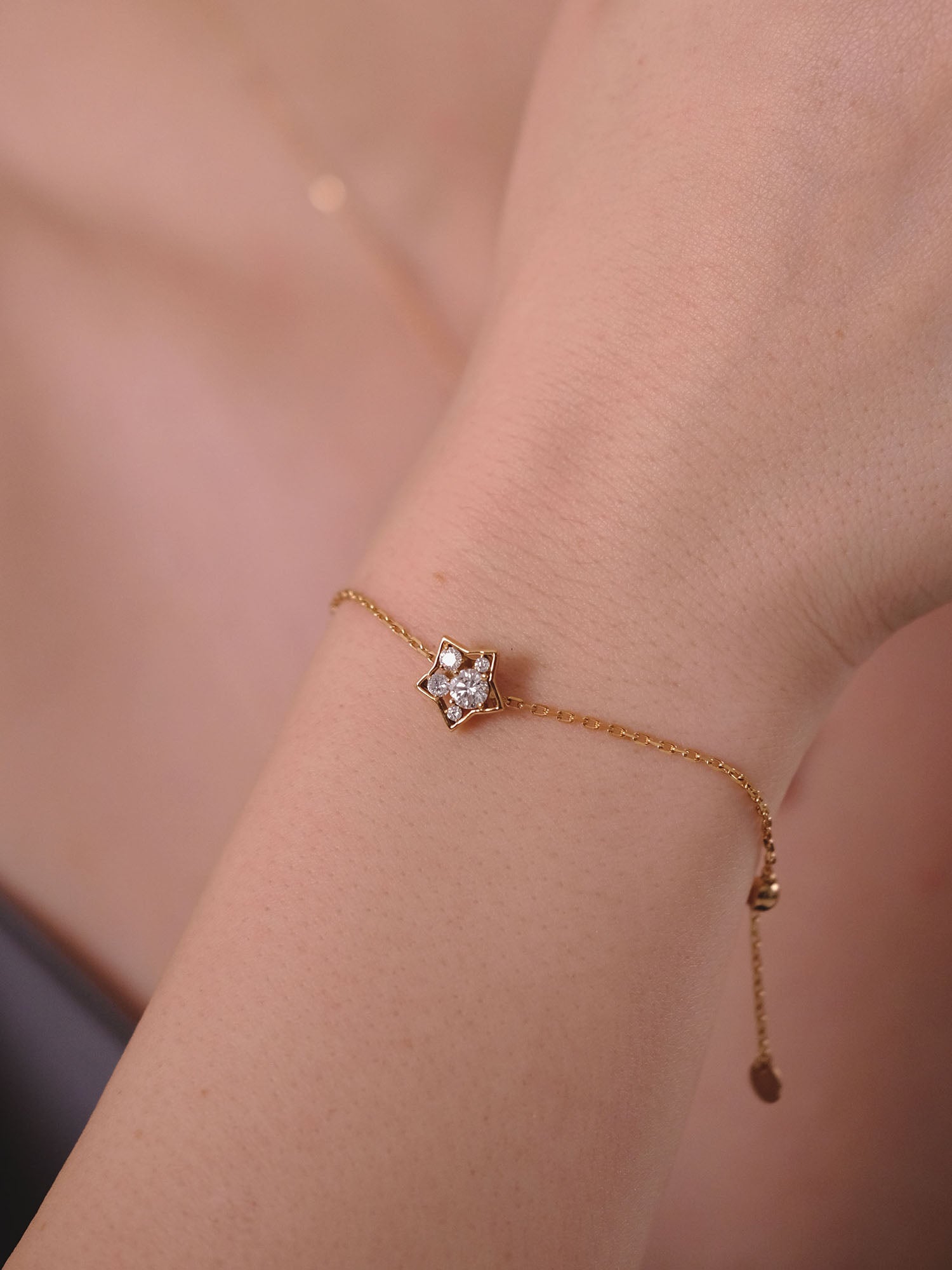 [Made to order] 18K Gold Puffy Star Bracelet 0.3ct (Lab-Grown Diamond)