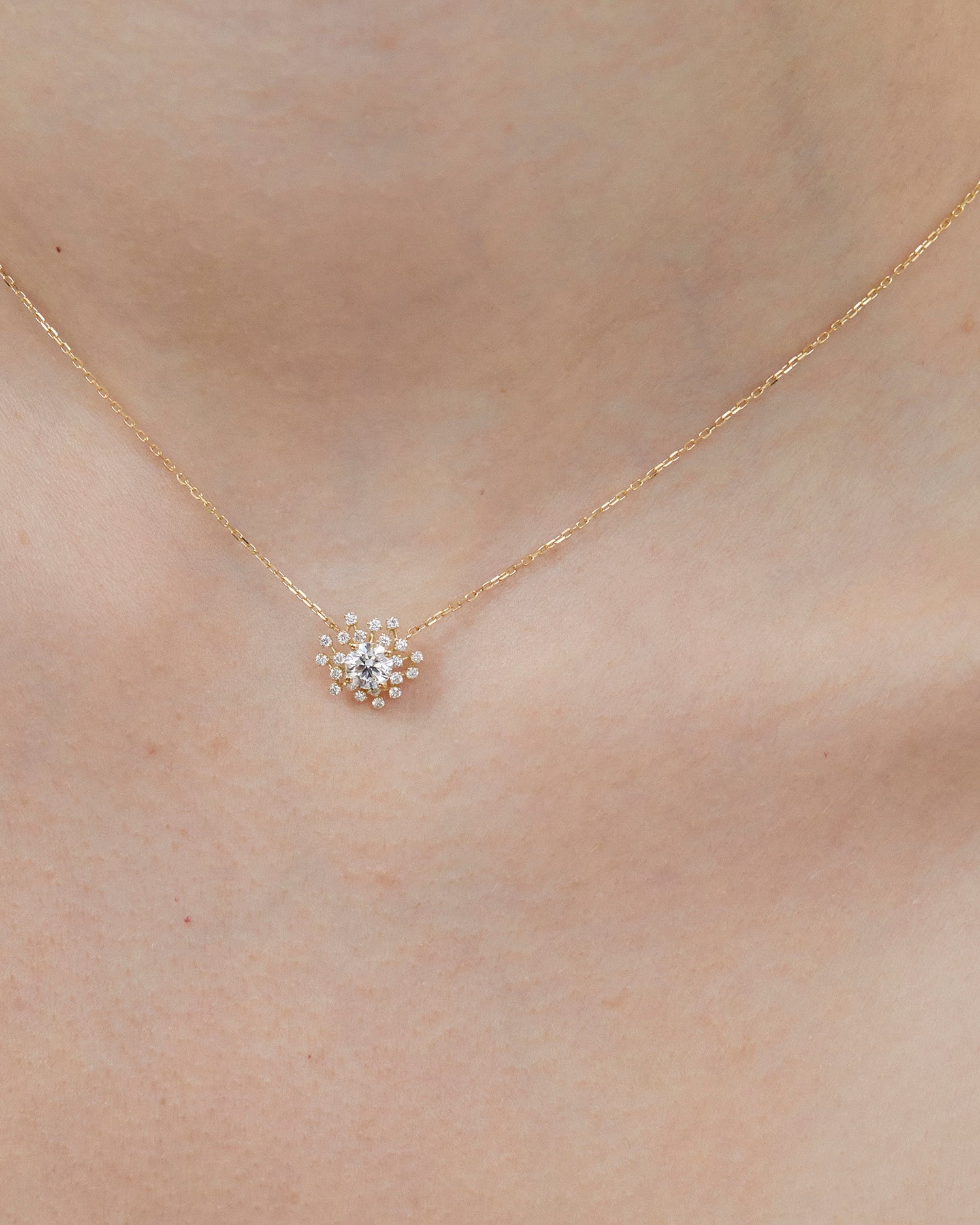 [Made to order] 18K Gold Shimmer Star Necklace 0.5ct (Lab-Grown Diamonds)