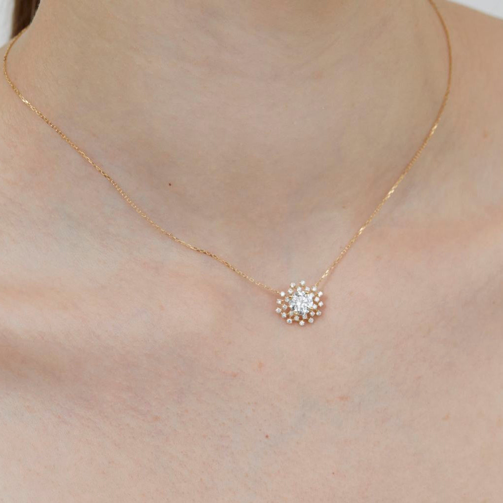 [Made to order] 18K Gold Shimmer Star Necklace 1.0ct (Lab-Grown Diamonds)