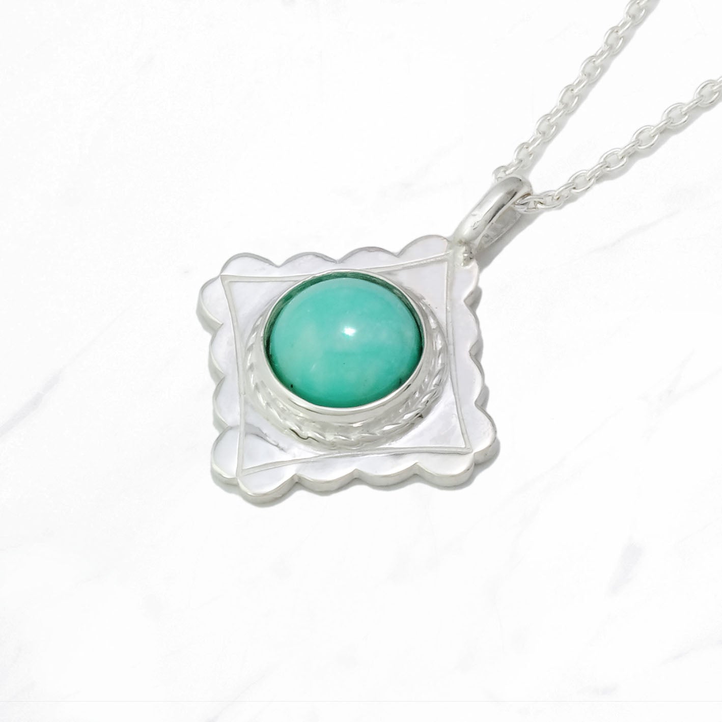 Silver Scalloped Trim Necklace (Turquoise)