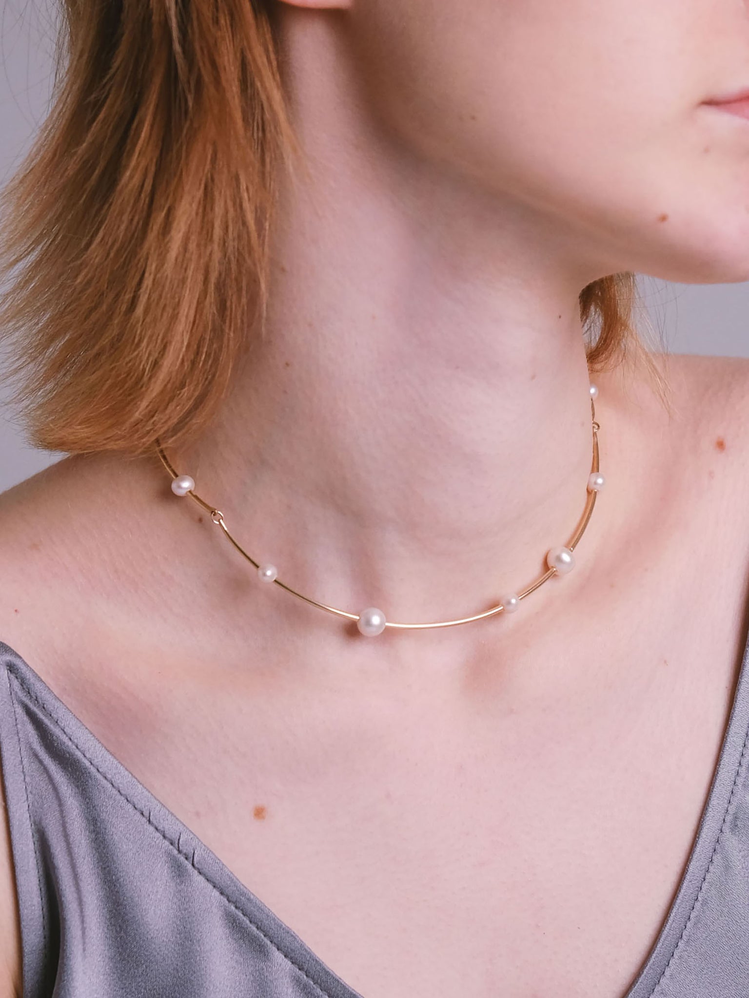 Arc Choker Necklace