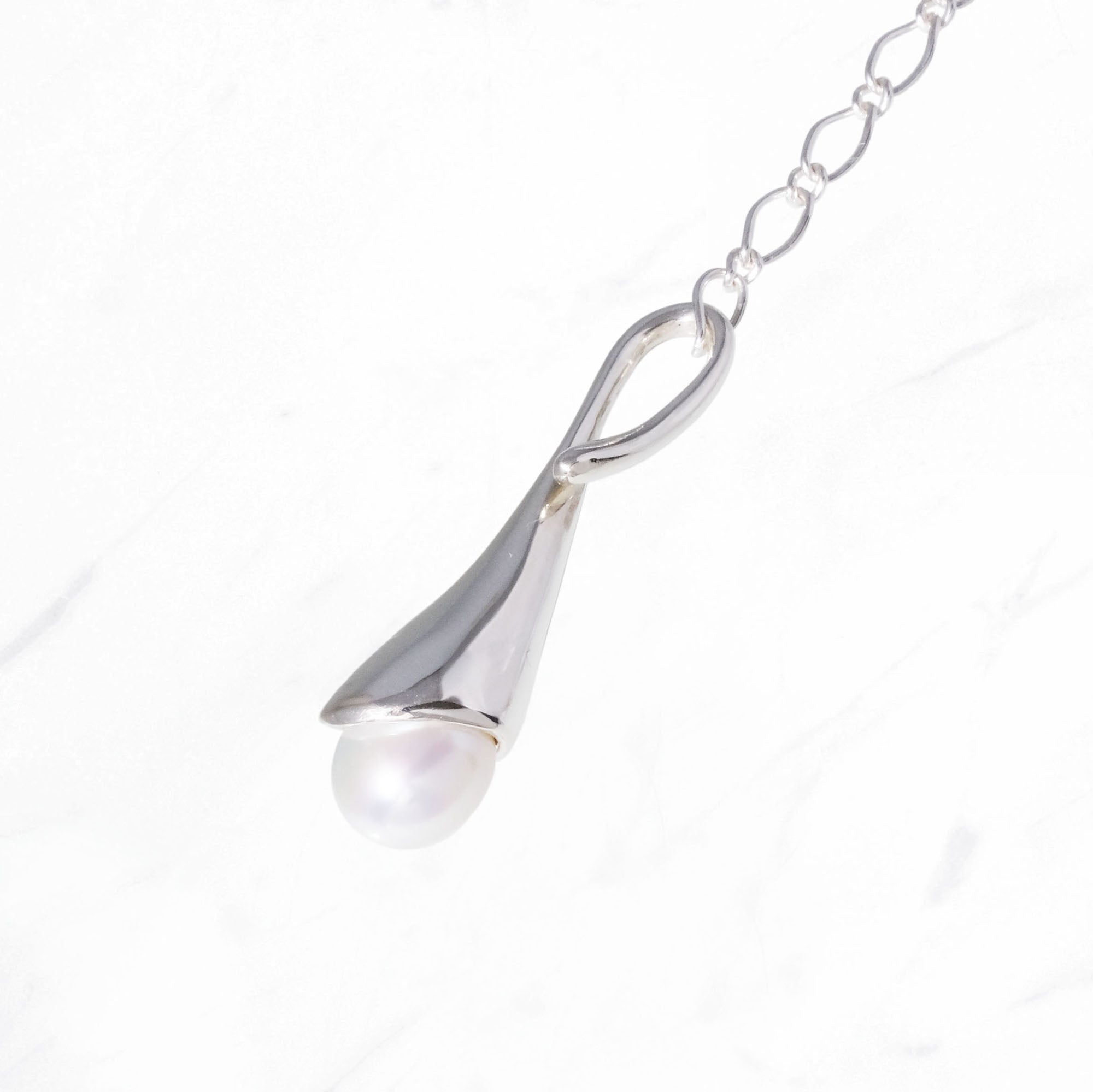 SILVER Calla Drop Pearl Pendant
