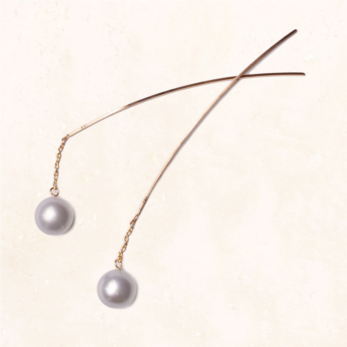 10K Gold Sleek Gray Pearl Earrings