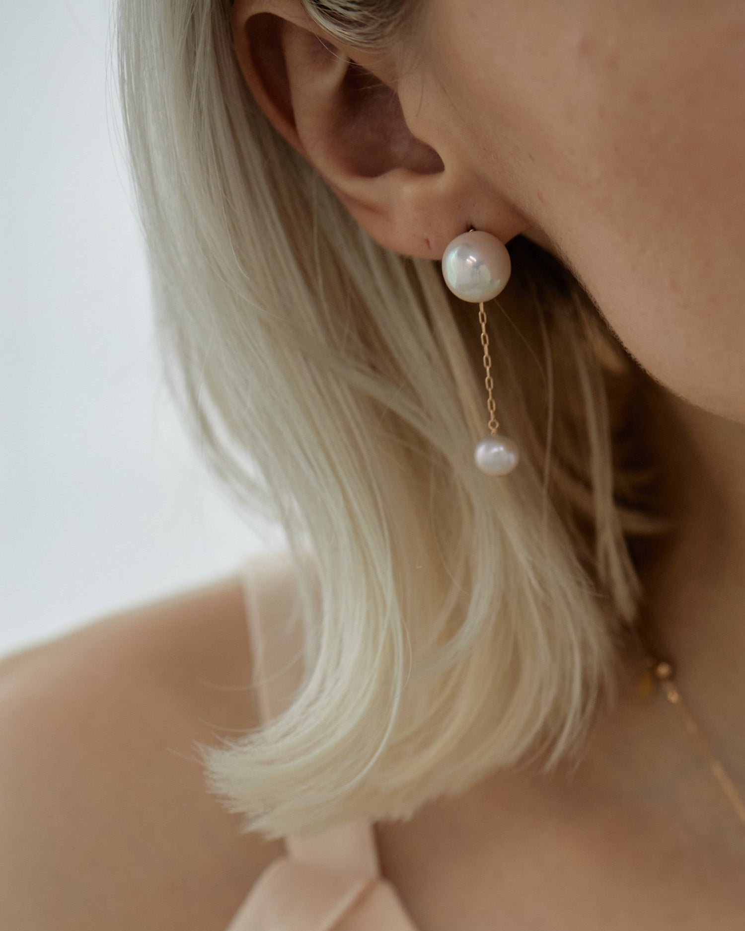 珍珠吊墜耳環（白色）