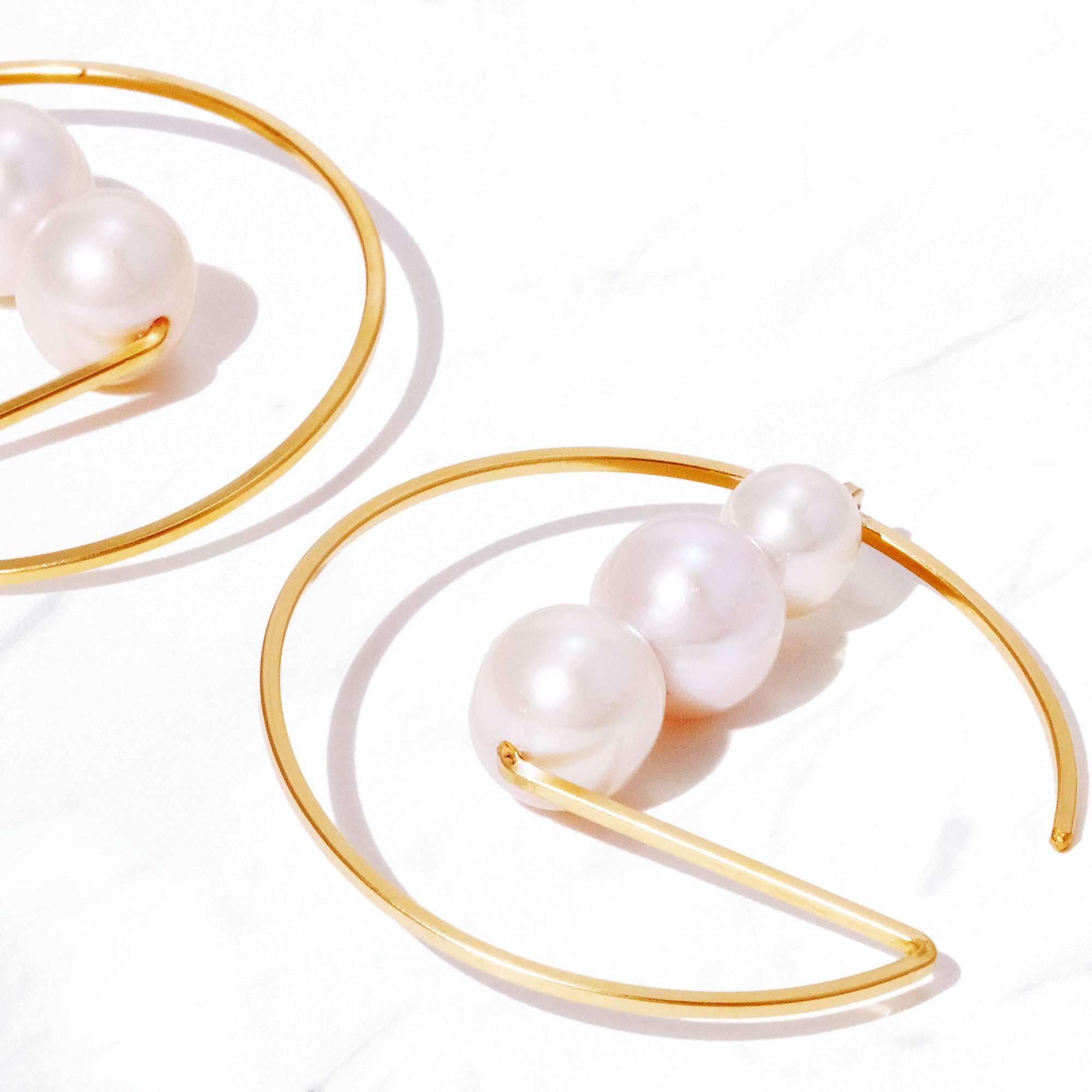 Ternary Circle Pearl Earrings