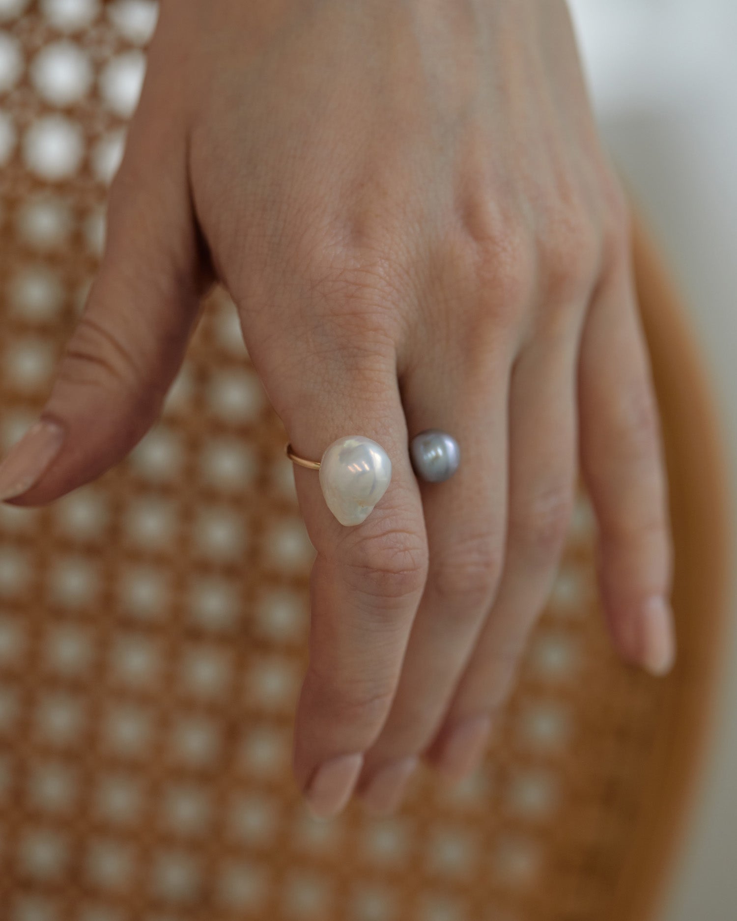 10K金珍珠漂浮戒指（灰色）