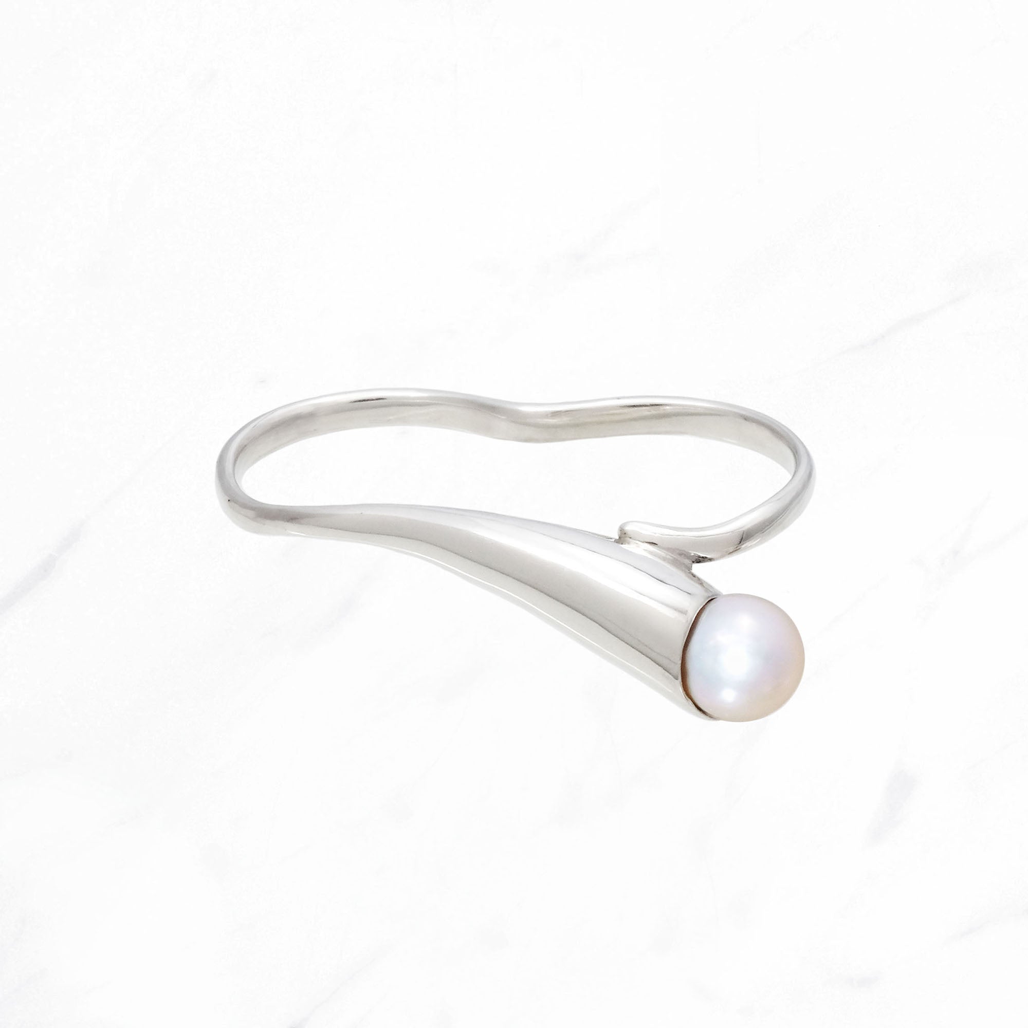 SILVER Calla Double Finger Pearl Ring