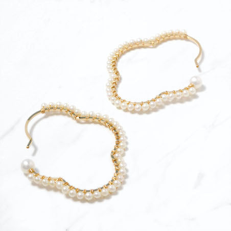 Pearl Clover Flower Oval Hoops (Earrings)
